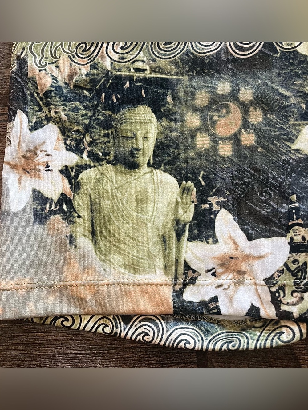 Athletic Works Athletic workout shorts and top Buddha and Flowers L - Picture 8 of 12